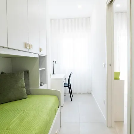 Apartamento Trilocale 60mq Con Cucina E Balconi - Vomero Hill *