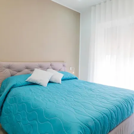 Trilocale 60mq Con Cucina E Balconi - Vomero Hill Appartement