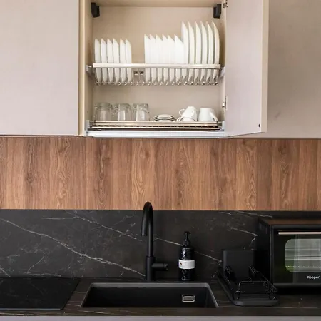 Apartamento Trilocale 60mq Con Cucina E Balconi - Vomero Hill