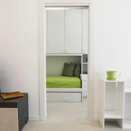 Trilocale 60mq Con Cucina E Balconi - Vomero Hill *