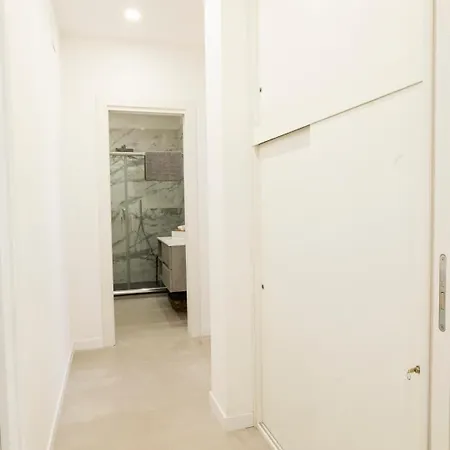 Appartement Trilocale 60mq Con Cucina E Balconi - Vomero Hill *